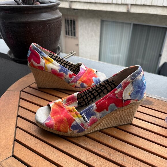Toms Womens Floral Canvas Espadrille Wedge Peep Toe Shoes Size 8.5 - Picture 2 of 8